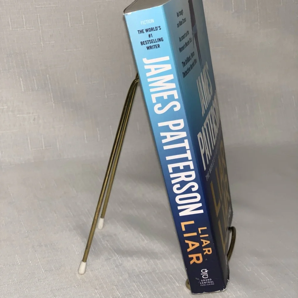 LIAR LIAR James Patterson Book Candice Fox Crime Mystery Thriller Suspense Read